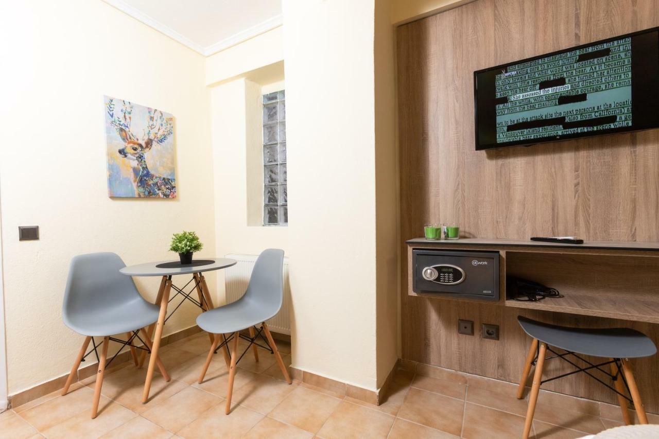 Seven Heaven Premium Suites 塞萨洛尼基 外观 照片
